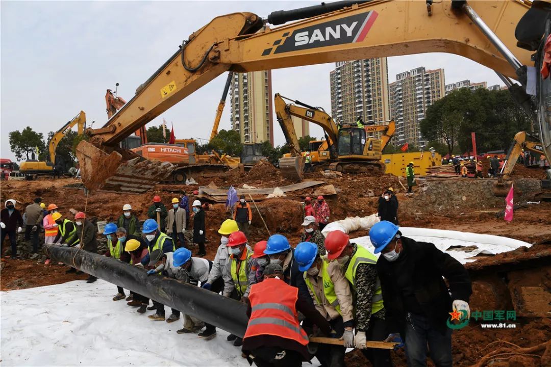 军报记者■现场直击丨走进武汉火神山医院建设现场