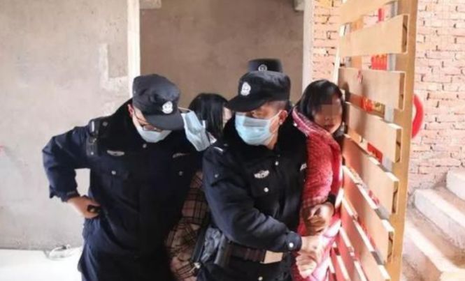 法制日报：气愤！隐瞒病情致百余人密切接触、居家隔离却放肆逛街、瞒发热咳嗽症状欺骗走访调查人员……