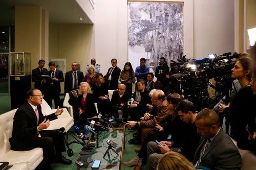 #参考消息#世卫组织疫情数据来了 人们没理由恐慌