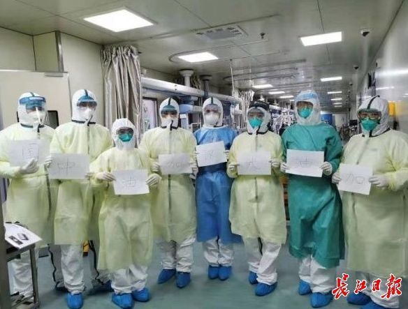 【青春湖北】泪目！“我们不要感谢，只希望你们平安。”