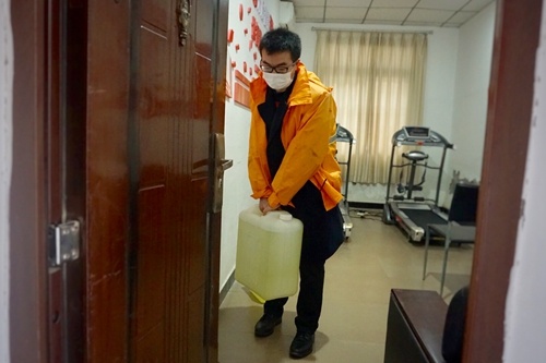 「经济日报-中国经济网」“我是防疫后勤兵”