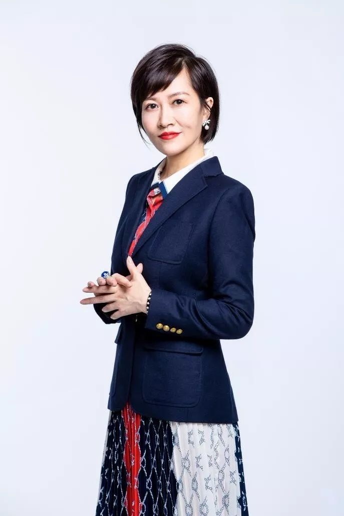 浙江之声主持人——方雨本期朗读2003年的sars风暴之后,人们重新关注