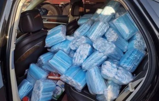 法制日报：气愤+2！电梯内故意乱抹口水，身为医生却隐瞒病情致多人隔离，卖假口罩发国难财……