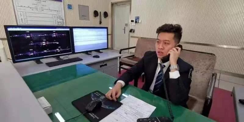 [共青团中央]热血生力军，情洒战疫第一线