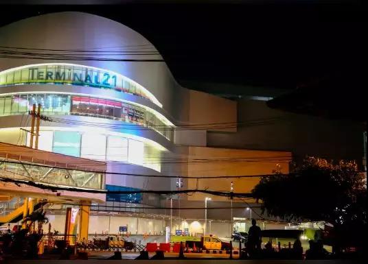 文汇报■泰国枪击案作案士兵被击毙