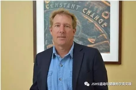 文汇报：疫情期间运动要戴口罩！中美专家：除了“躲”病毒，运动免疫是主动防御的利器