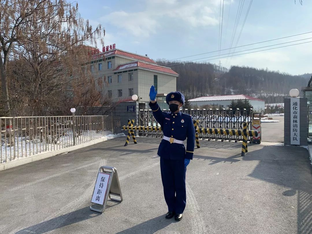 「应急管理部」最美“逆行者”：携手奋斗在＂战疫＂一线的森林消防＂夫妻档＂