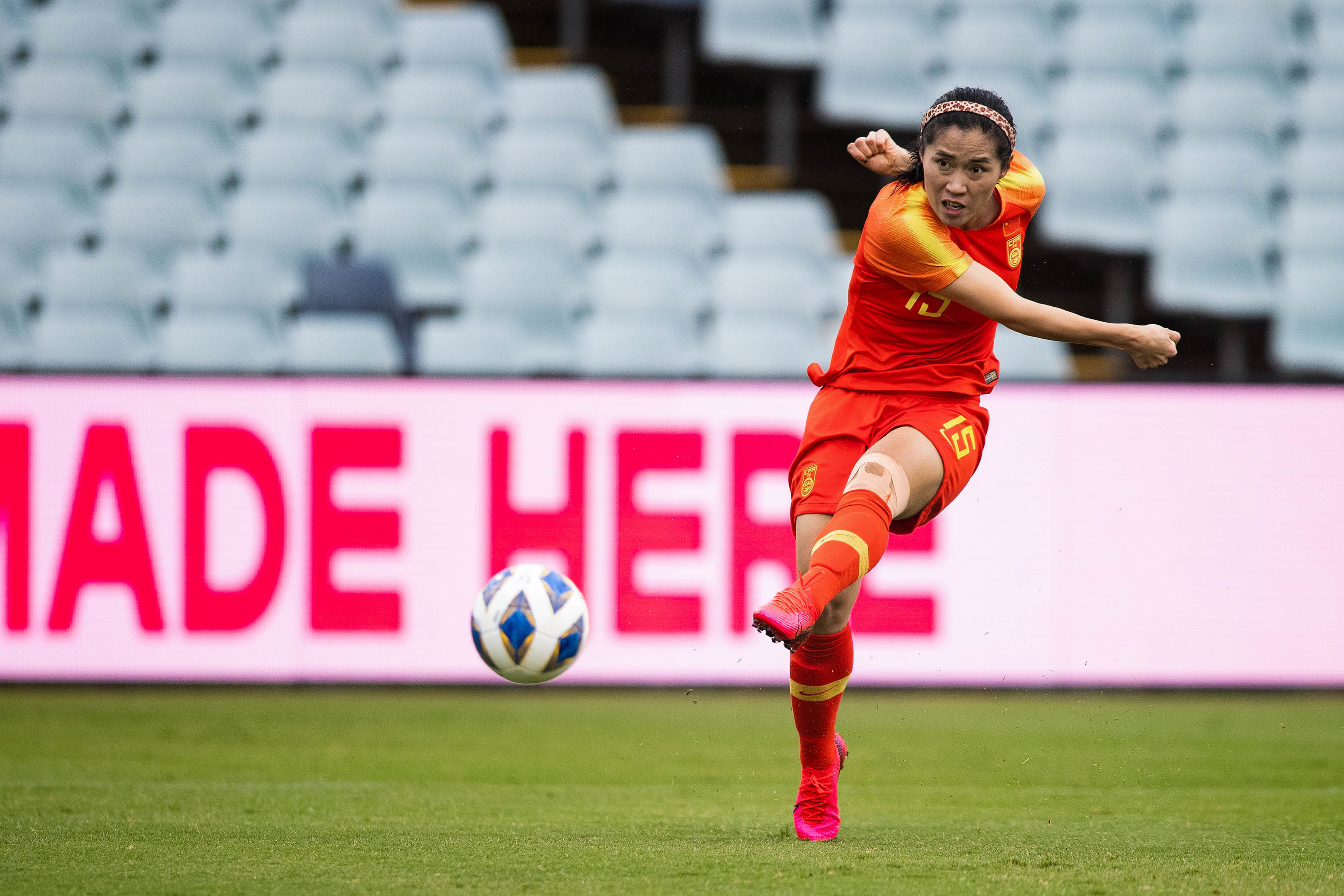 「文汇报」中国选手冲奥遭遇艰巨挑战：多场资格赛延期或易地，入境得先自我隔离