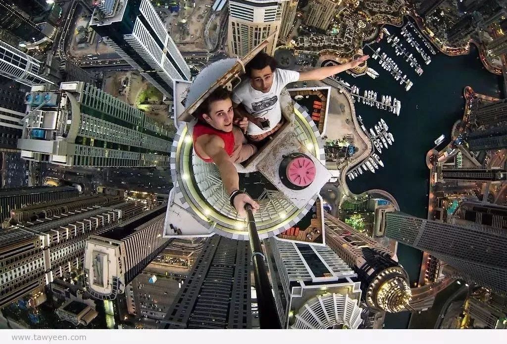 从高处往下看总有跳下去的冲动法语管这叫虚空的召唤