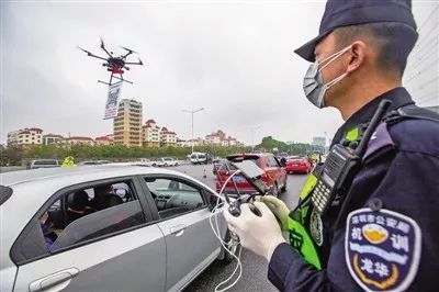 光明日报：疫情防控如何应对“返城潮”大考？