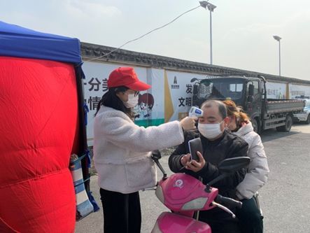 「共青团中央」返乡大学生团员们，请到社区（村）报到！