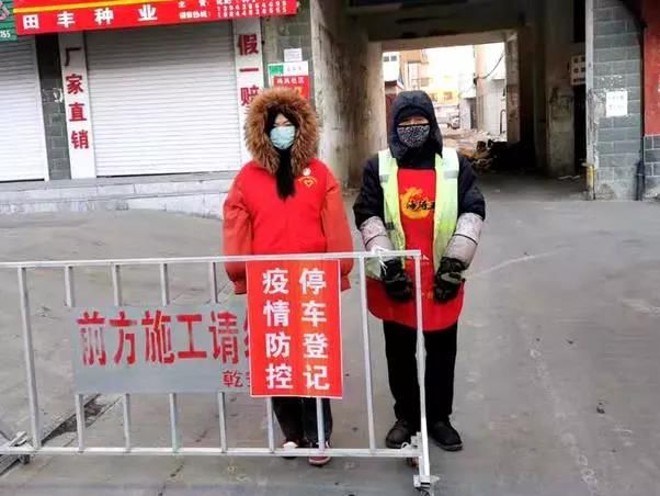 「共青团中央」返乡大学生团员们，请到社区（村）报到！