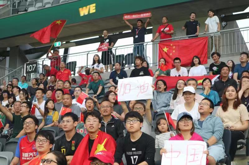 #央视新闻客户端#奥运预选赛1∶1战平澳大利亚 中国女足含泪绽放！