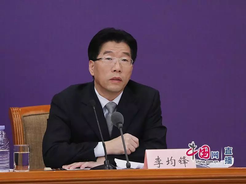 #健康中国#国务院联防联控机制就加大疫情防控财税支持力度情况、加大对受疫情影响企业特别是小微企业金融支持力度情况举行发布会