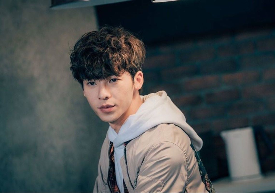 从网红男模,糊团歌手到国民男友,《想见你》中演技爆炸的许光汉竟然有