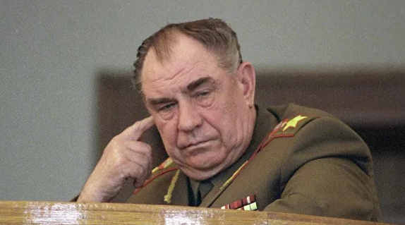 「环球网」俄国防部：苏联最后一位元帅德米特里?亚佐夫逝世，享年96岁