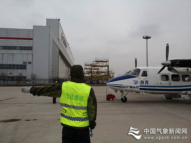 #中国气象局#各地抢抓天时开展空地联合人工增雨覆盖面积29.2万平方公里