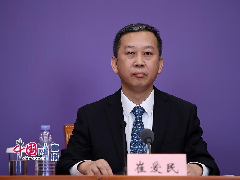「疫情」是否考虑包机接回疫情严重地区的中国人？外交部领事司回应