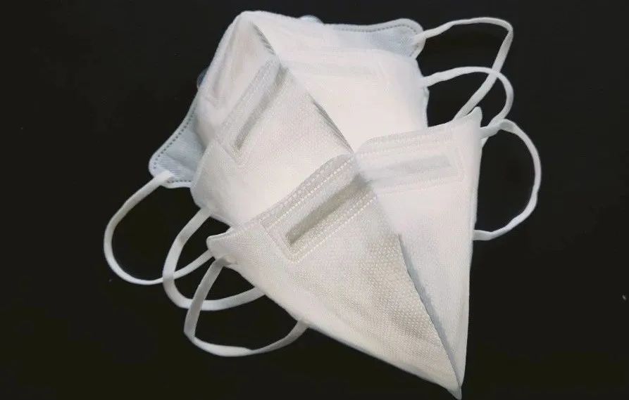 #疫情#熄灯号丨一个口罩的军旅之路