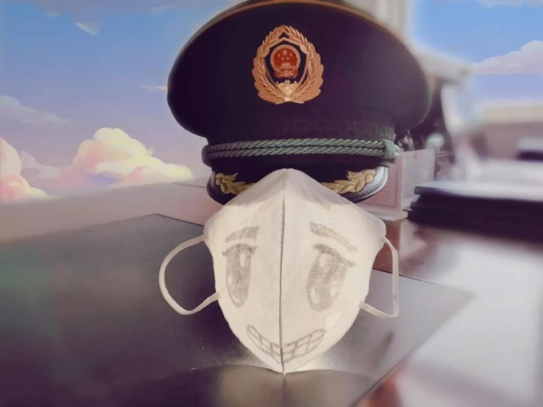 #疫情#熄灯号丨一个口罩的军旅之路
