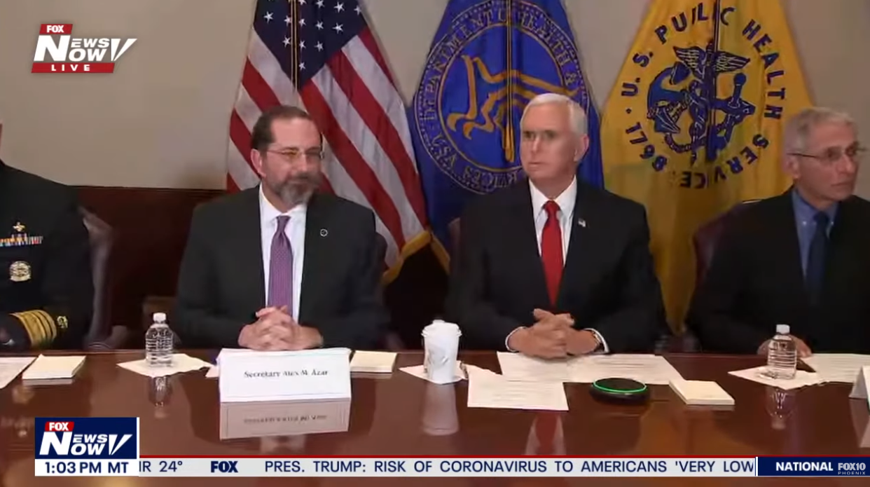 『彭斯』美媒称彭斯“控制”疫情信息发布，要求“统一口径”