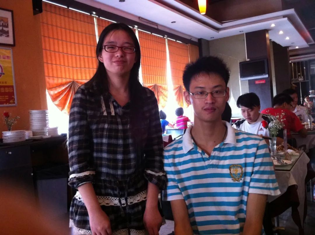 「社会」小家大爱 | 张晓薇家庭:守好各自的战场