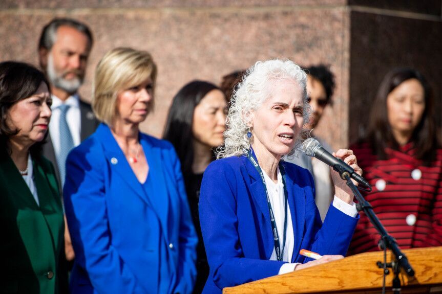 「马拉松」洛杉矶13人确诊新冠肺炎,近3万人马拉松赛将如期举办