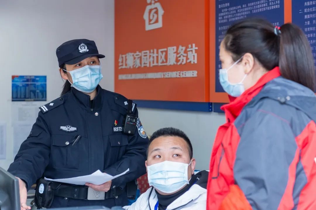 [女警]亲测警告！别轻易惹女警，因为……