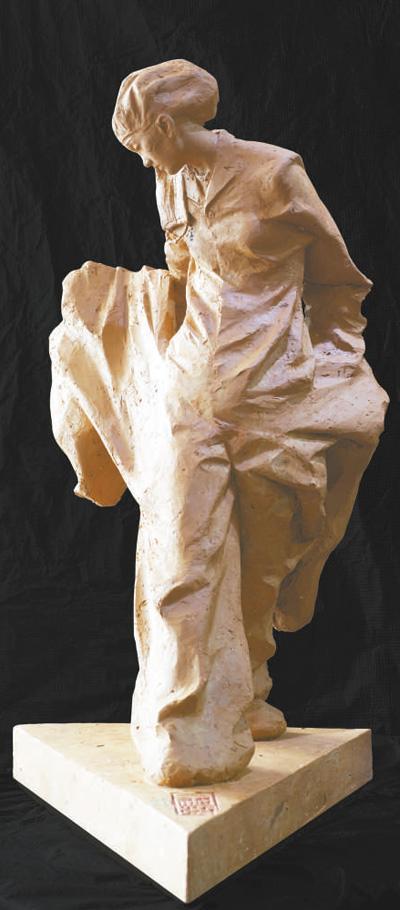 疫情■柔肩担重任 巾帼立新功