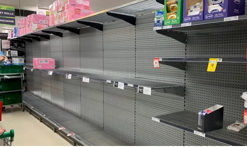 #国际社会#为抢购卫生纸对他人大打出手!澳大利亚两女子被警方控告