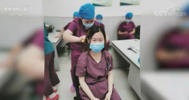 ■她们的样子无法被人一一记住 但她们的眼睛是最美最亮的星