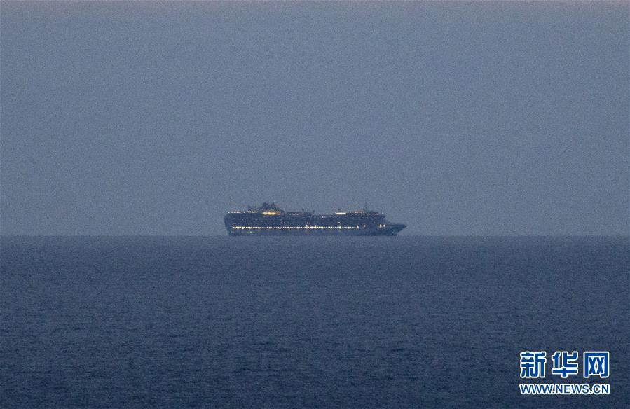 公主邮轮▲发生新冠疫情的“至尊公主”号邮轮抵达旧金山附近海域