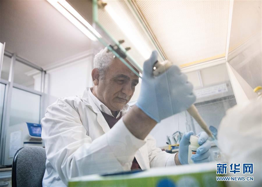 「疫情」专访:中国疫情防控做法值得肯定与借鉴——访埃及病毒学家、中东呼吸综合征“零号病人”发现者扎基