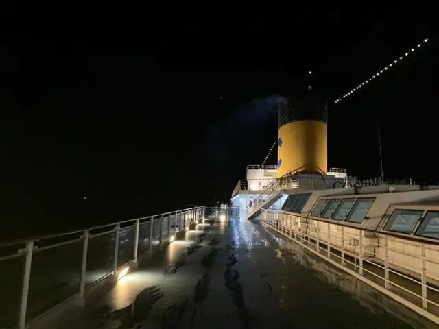 [赛琳娜]漂泊一个多月，下船一刻泪崩 ！“赛琳娜”号邮轮上的中国船员分批回国