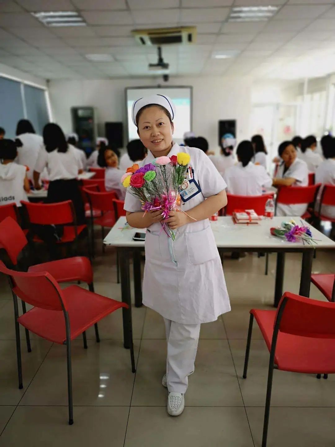 黄晓莉,松江区九亭医院护士长,入驻武汉市金银潭医院.