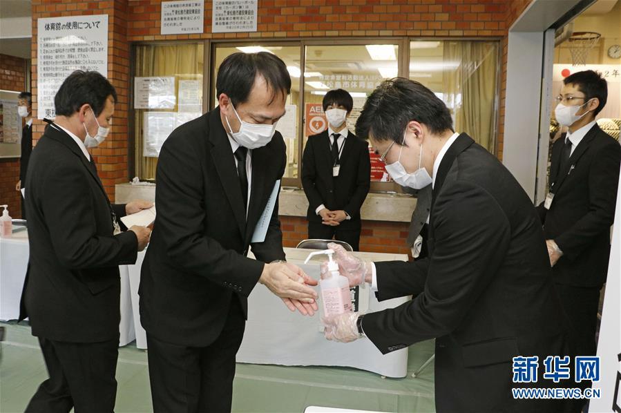 【地震】日本民众悼念“3·11”大地震遇难者