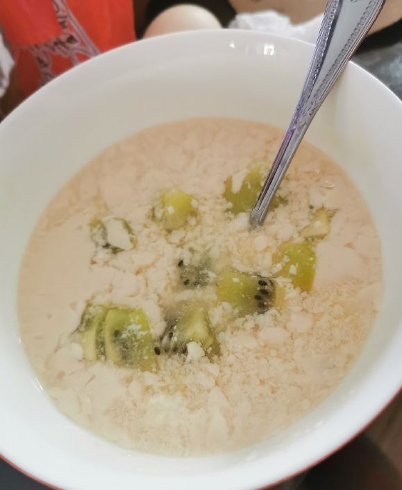 疫情■解锁做饭技能，疫情时期的年轻人正通过三餐的照片进行社交