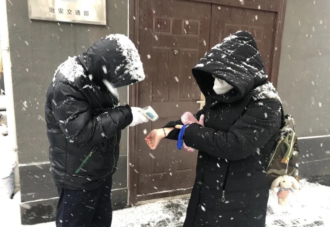 『中国气象局』中国气象局机关服务中心：筑牢安全防线 当好防疫“后勤员” | 战“疫”故事?