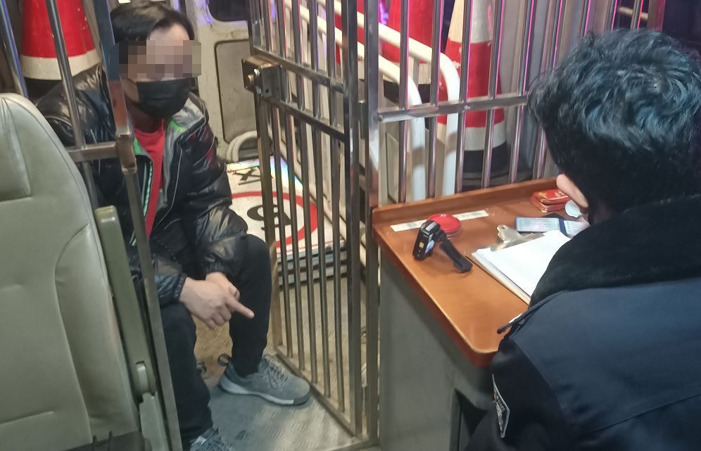 [酒驾]又一个！酒驾进出小区不配合检疫被查！