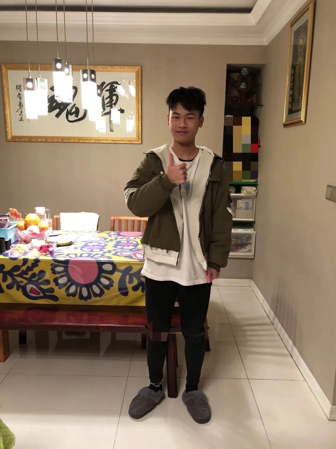 「社会」这组一线队员与家人的隔空照，实在有点甜！