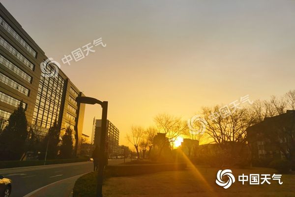 天气▲大风劲吹！今天北京阵风超8级局地有扬沙