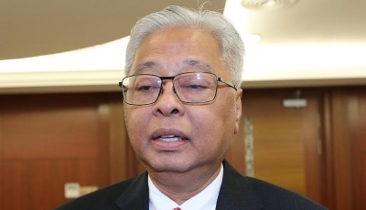 「央视新闻」马来西亚国防部长表示政府不排除出动军队协助警方执法