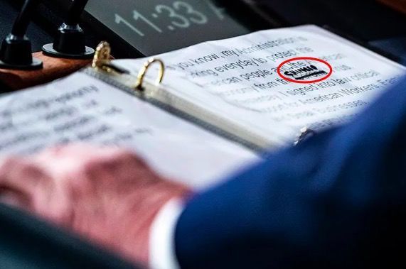 特朗普■特朗普讲稿“新冠病毒”手改为“中国病毒”！崔天凯：防止污名化，WHO有原则