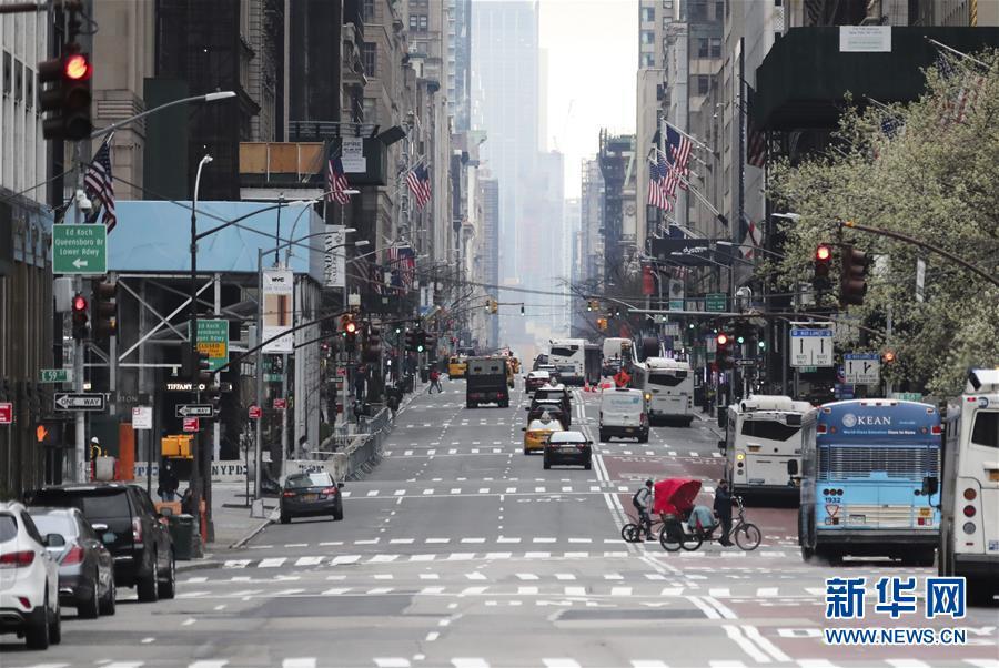 【肺炎】美国新冠肺炎病例数突破一万例 纽约曼哈顿一片冷清