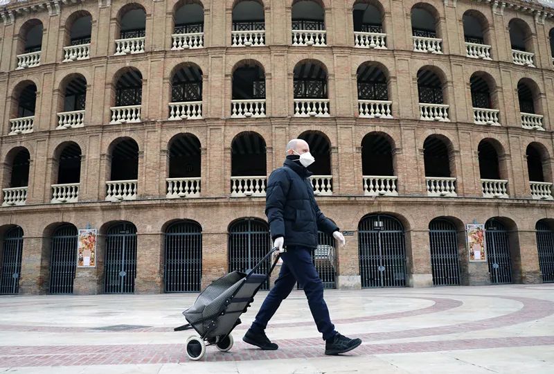 「巴伦西亚」疫情阴影下，西班牙暂停了80年未中断的传统节日