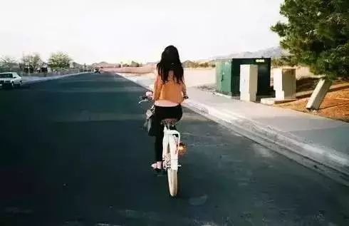 ■【夜读】人生的高度,是自信撑起来的