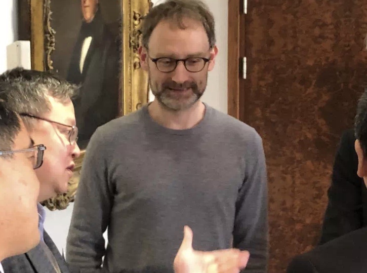 『肺炎』?英国公共卫生学者尼尔·弗格森确诊感染新冠肺炎