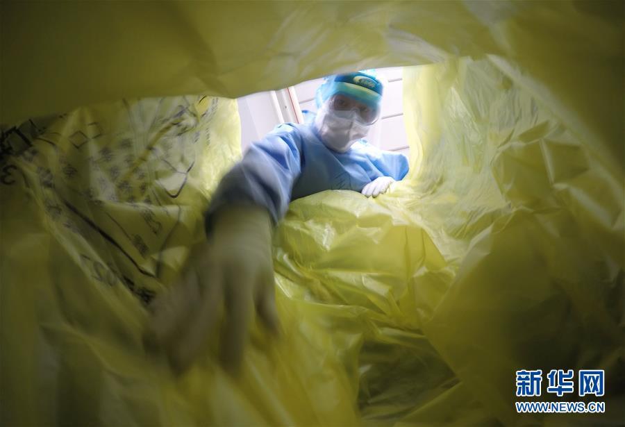 社会@火神山医院推出“家病房”护理模式