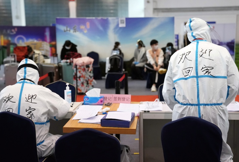 民生■新国展集散点启用半个月,人均转送时间压缩至1小时