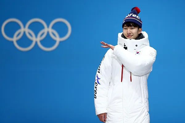 【冰雪运动】当众扒下队友裤子，韩国冬奥冠军获刑